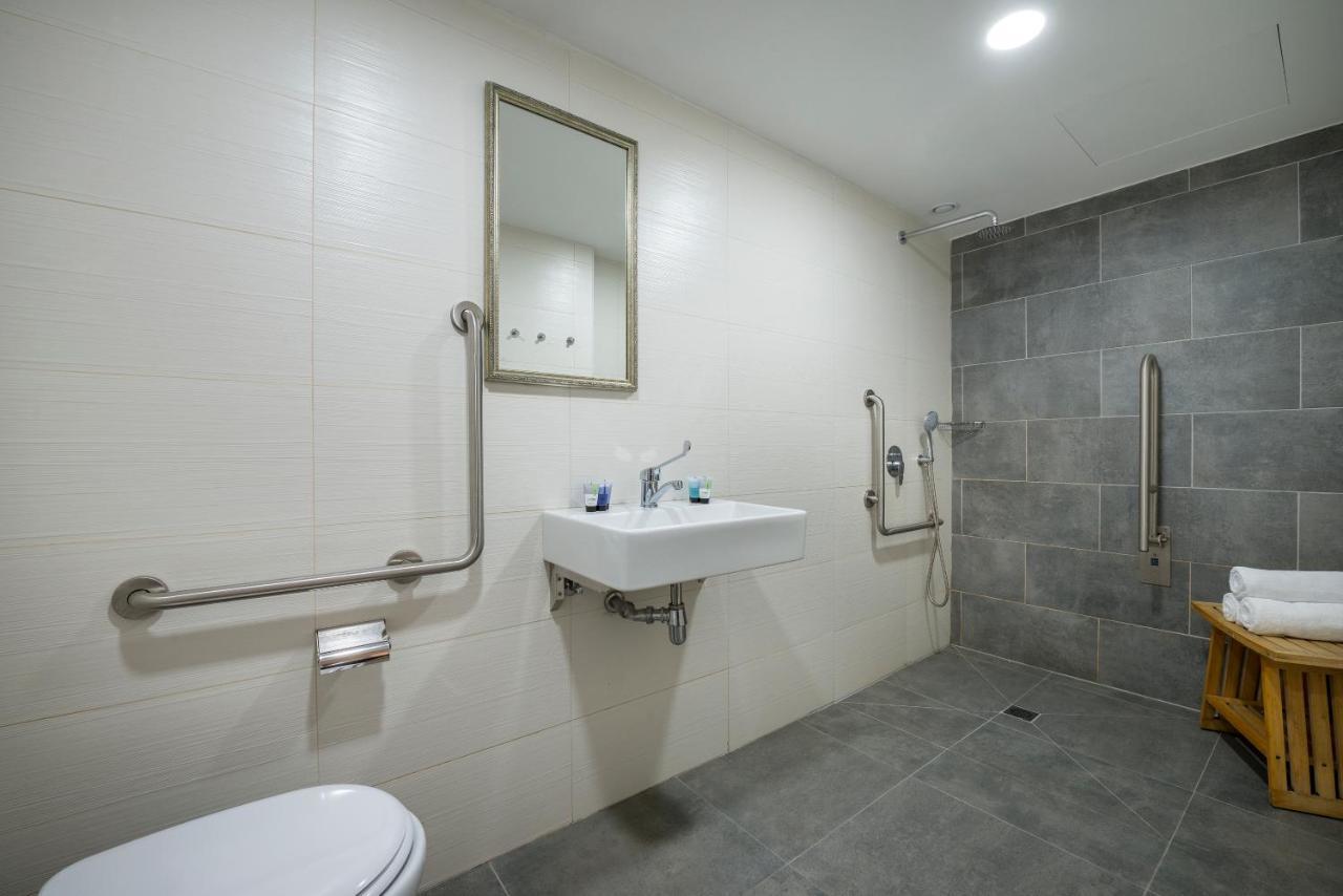 Sahara Hotel Ейлат Екстериор снимка